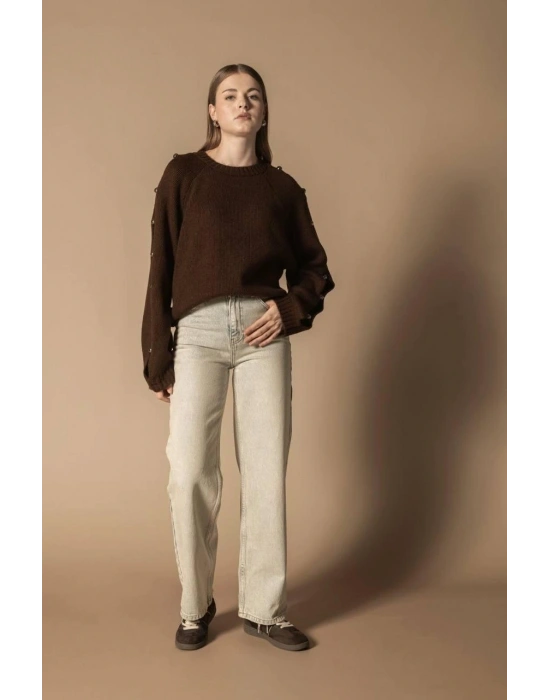 Kahverengi Kol Düğme Detay Kazak