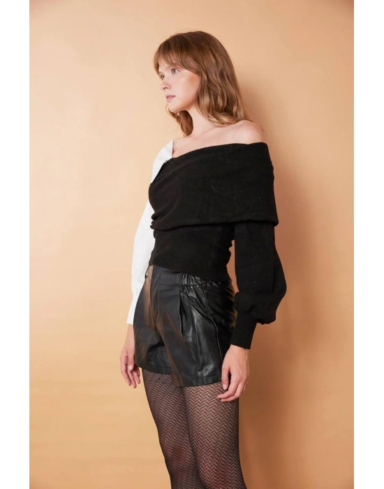 Siyah Gömlek Detay Kazak