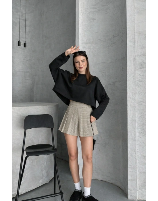 Siyah Salaş Kesim Basic Sweat