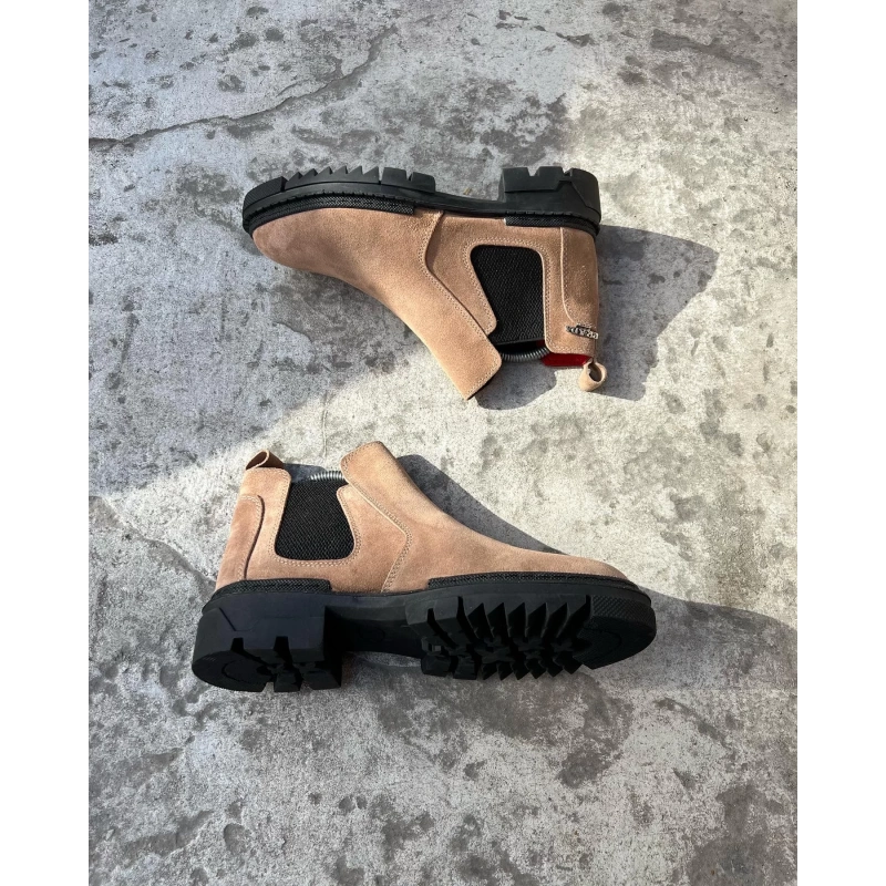 Bej Prada Chelsea Bot