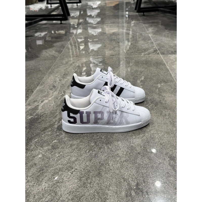 Adidas Süperstar Graphic Detaylı Beyaz Gri Spor Ayakkabı