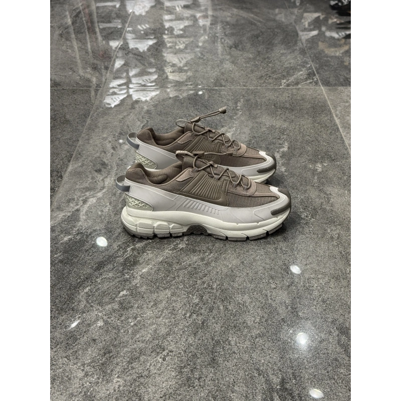 Nıke Vomero İnspired Vizon Krem Taban Spor Ayakkabı