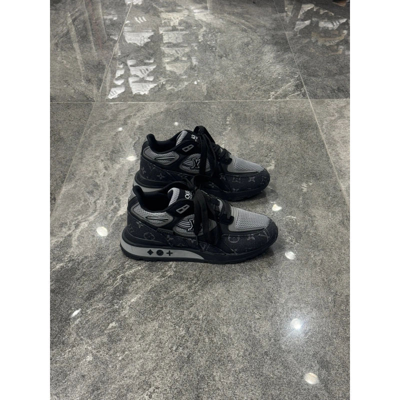 Louıs Vuıtton Siyah Run Away Sneaker