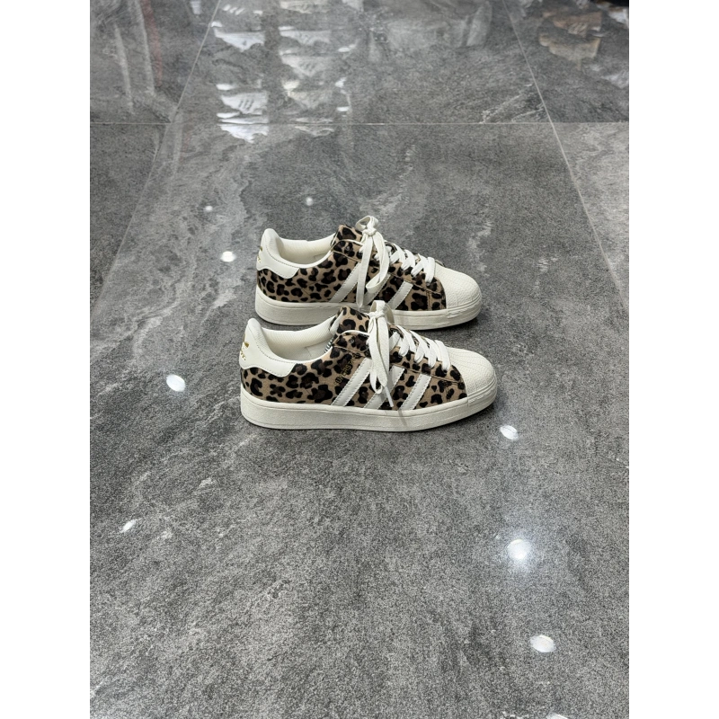 Adidas Süperstar Leopar Desen Spor Ayakkabı