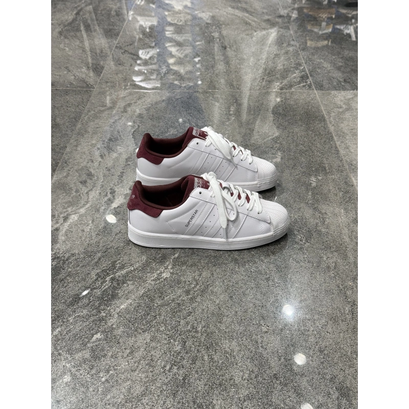 Adidas Süperstar Beyaz Bordo Topuk Detaylı Spor Ayakkabı