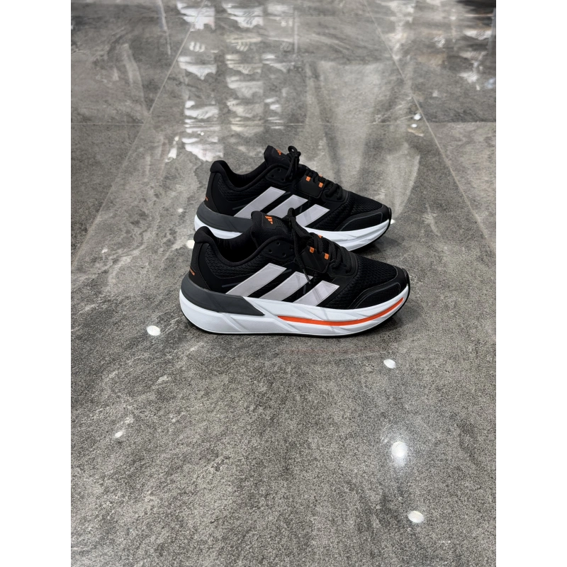 Adidas Adistar CS Siyah Beyaz Turuncu Detaylı Spor Ayakkabı