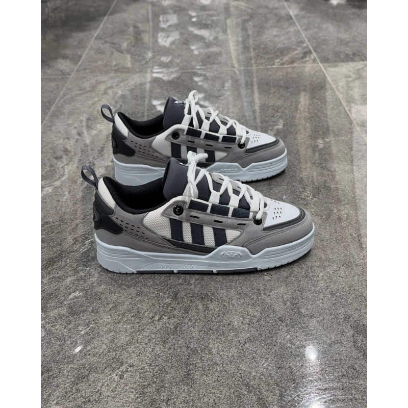 Adidas ADI2000 Gri Siyah Detaylı