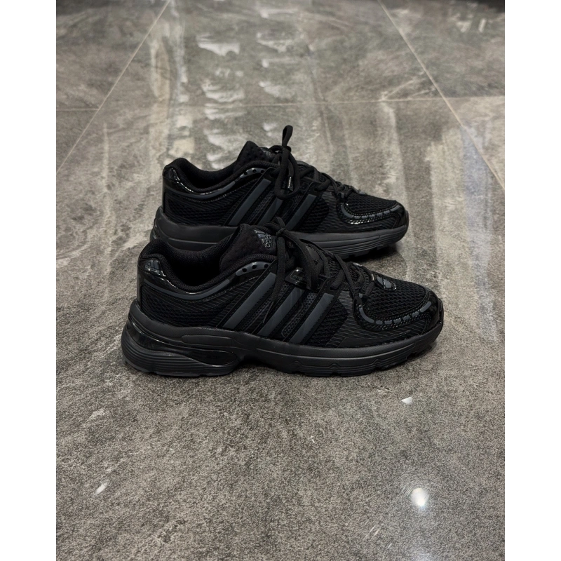 Adidas Adiprene Siyah Siyah Detaylı Spor Ayakkabı