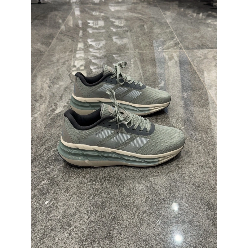 Adidas Adistar Yeşil Detaylı Spor Ayakkabı