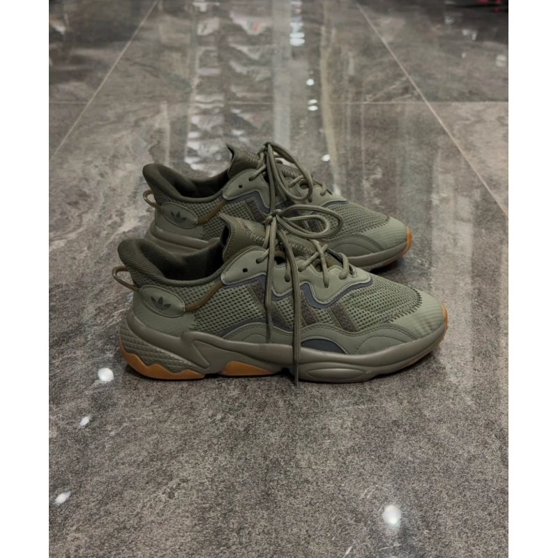 Adidas Ozwego Yeşil Taban Taba Detaylı