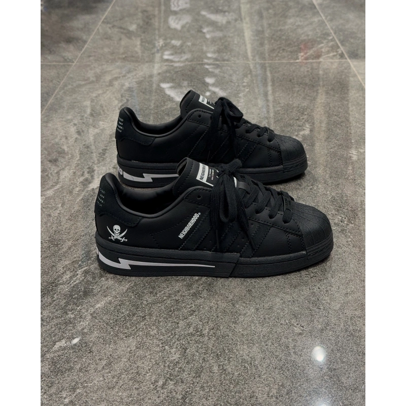 Adidas Süperstar Neıghborhood Tokyo Siyah Detaylı