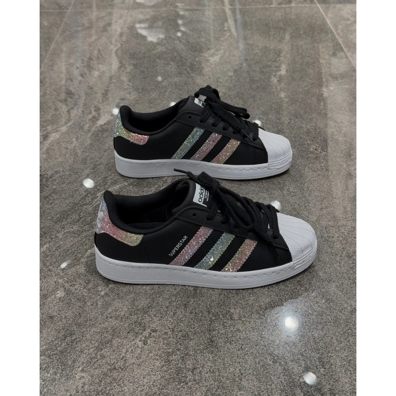 Adidas Süperstar Siyah Çok Renk Detaylı