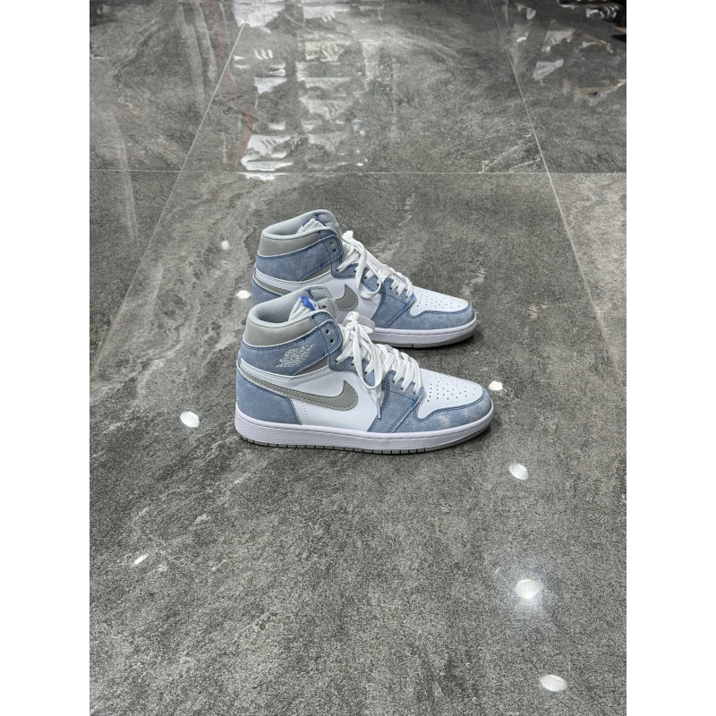 Air Jordan 1 Retro High OG