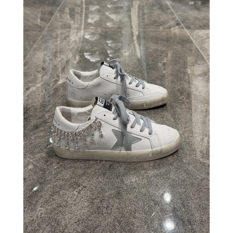 Golden Goose Yıldız İşlemeli Taşlı Zincir Detaylı