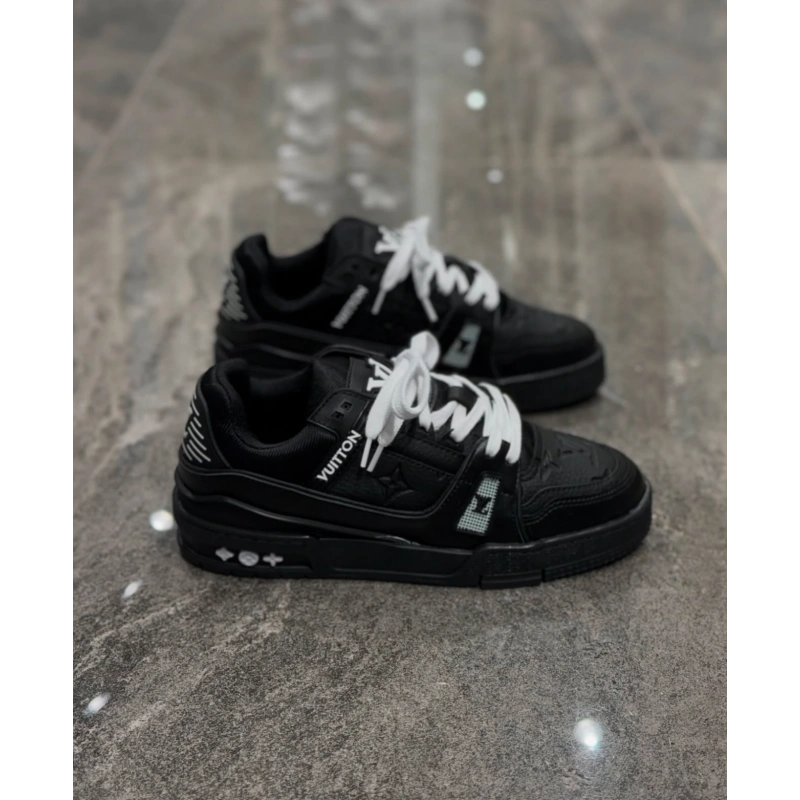 Louıs Vuıtton Trainer Siyah Beyaz Bağcık Detaylı Spor Ayakkabı