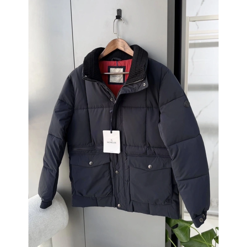 Moncler Lacivert Şişme Mont