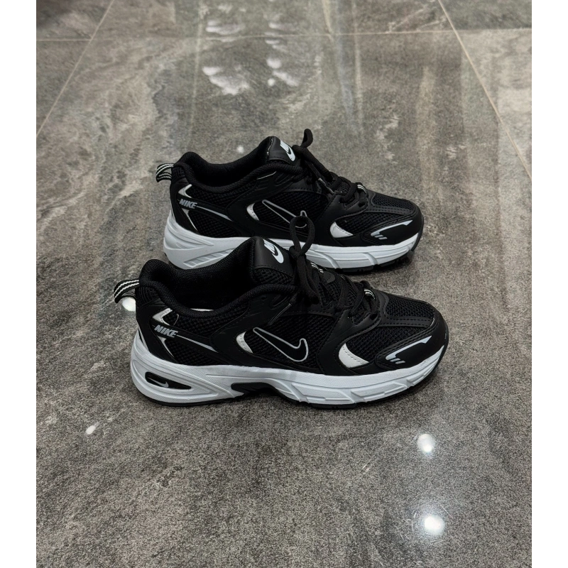 Nike Air 530 Siyah Beyaz
