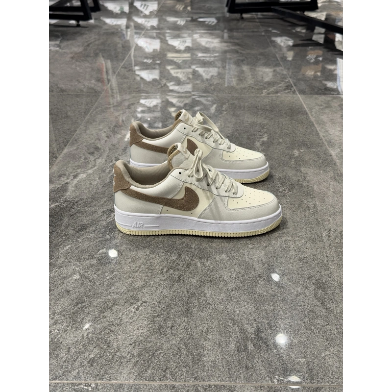 Nike Air Force 1 Low Sail Beige