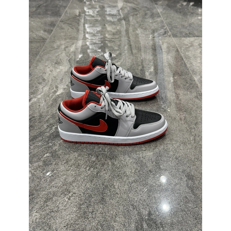 Nıke Air Jordan 1 Low Krem Siyah Kırmızı Detaylı