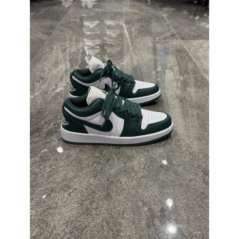 Nıke Air Jordan 1 Low Yeşil Beyaz Detaylı
