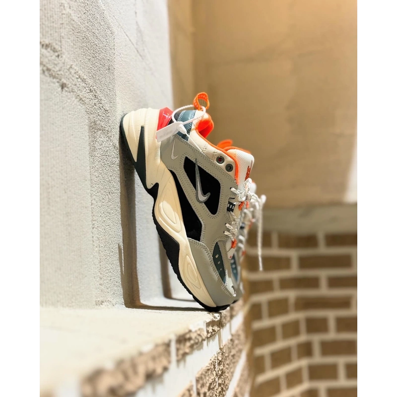 Nıke M2K Tekno Turuncu Detaylı