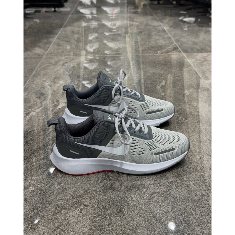 Nike Zoom X Gri Tabanı Beyaz Detaylı
