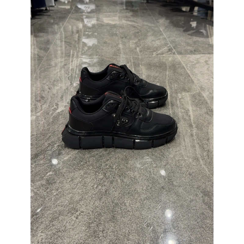 Prada Milano Siyah Air Taban Detaylı Spor Ayakkabı