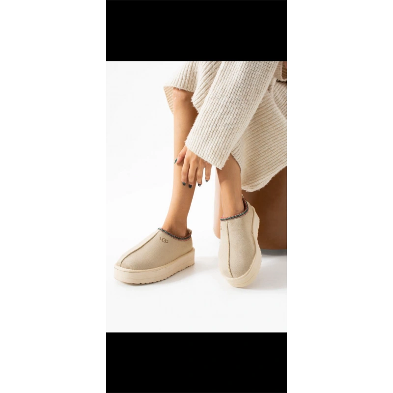 UG İçi Kürklü Kalın Tabanlı Kısa Bej Kadın Bot