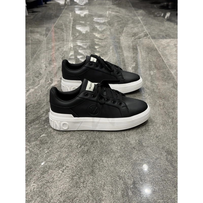 Valentino Garavanı Siyah Beyaz Classic