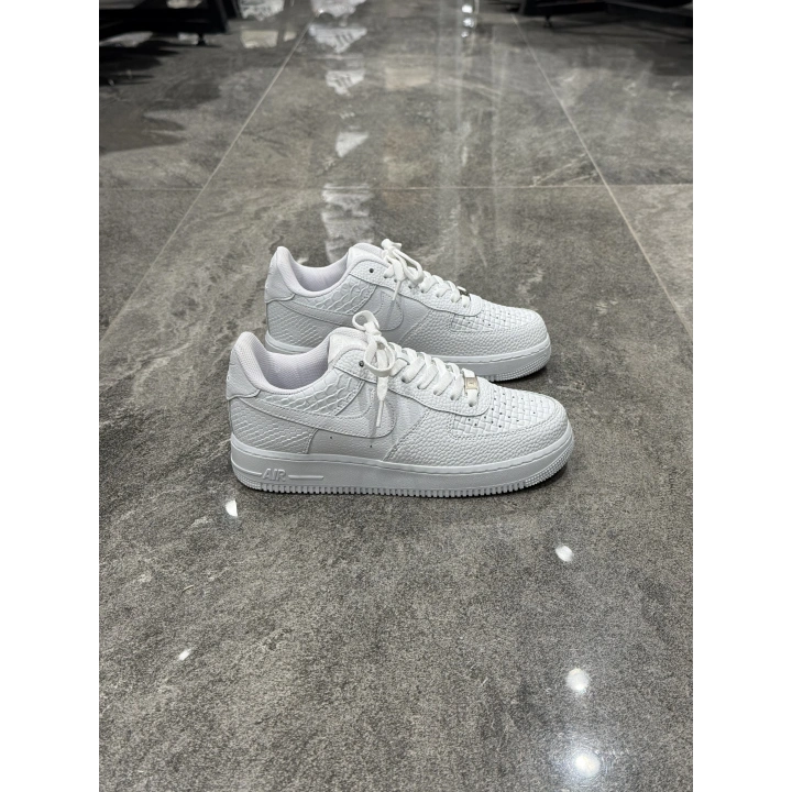 Nıke Air Force Beyaz Desenli Spor Ayakkabı