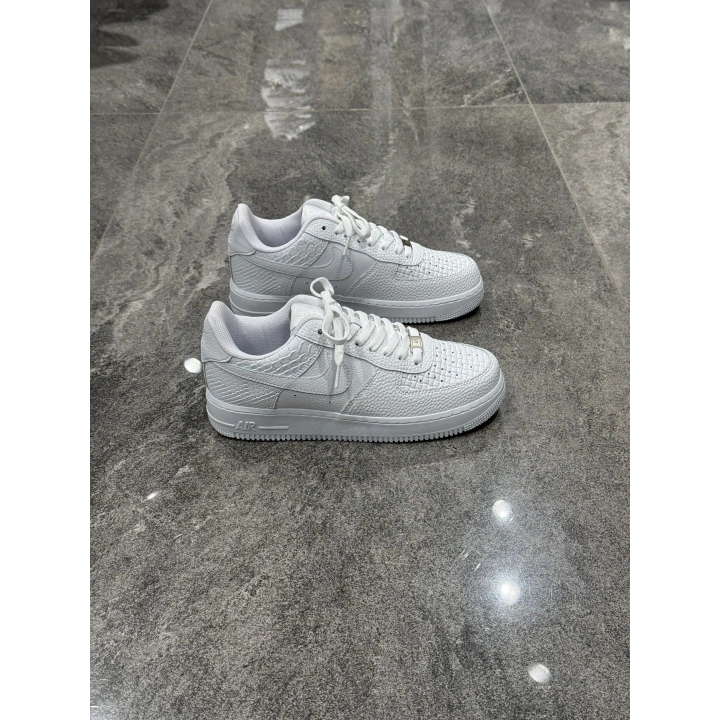 Nıke Air Force Beyaz Desenli Spor Ayakkabı