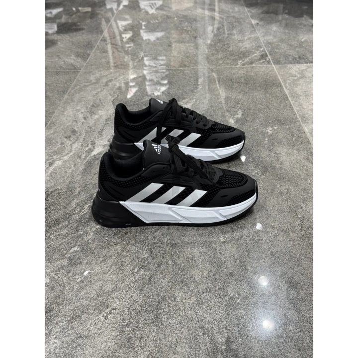 Adidas Runfalcon Siyah Beyaz Detaylı Spor Ayakkabı