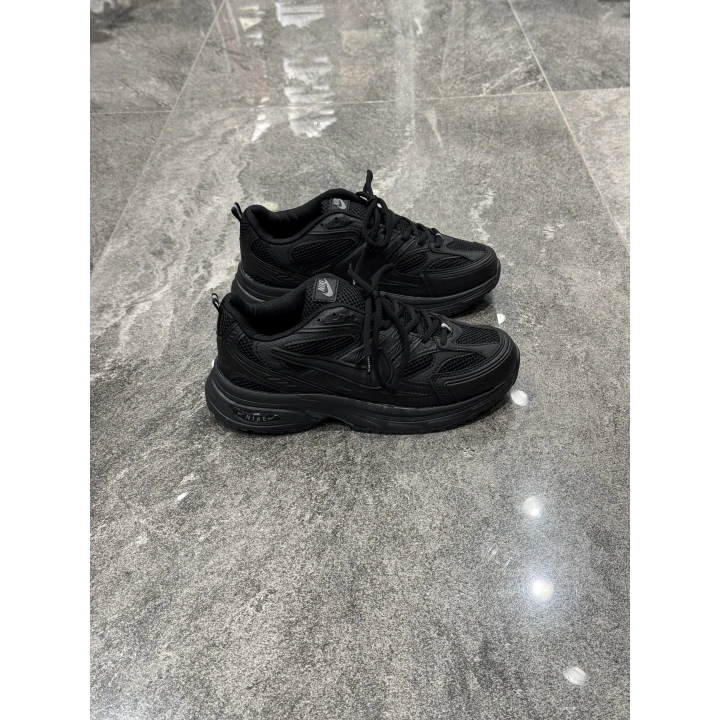 Nıke Lnitiator Siyah Siyah Detaylı Spor Ayakkabı