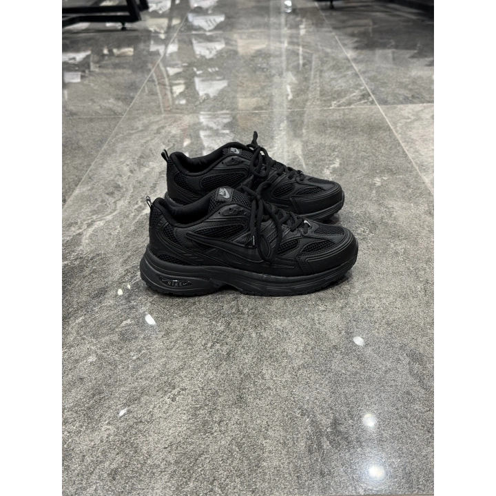 Nıke Lnitiator Siyah Siyah Detaylı Spor Ayakkabı