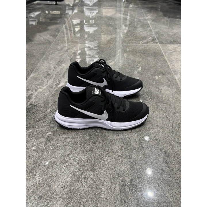 Nıke Pegasus Siyah Beyaz Spor Ayakkabı