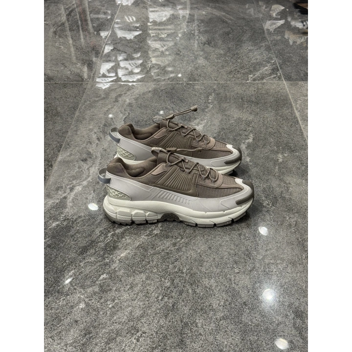 Nıke Vomero İnspired Vizon Krem Taban Spor Ayakkabı