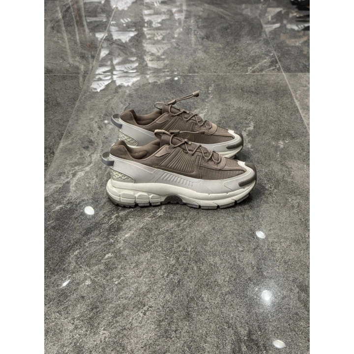 Nıke Vomero İnspired Vizon Krem Taban Spor Ayakkabı