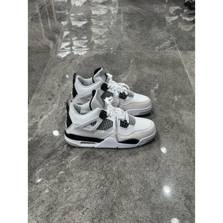 Air Jordan 4 White Black Sneaker