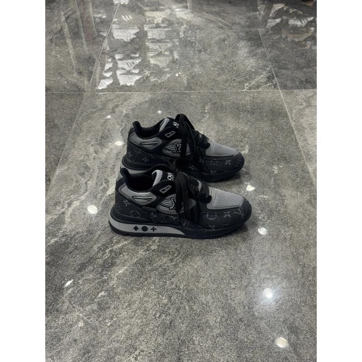 Louıs Vuıtton Siyah Run Away Sneaker