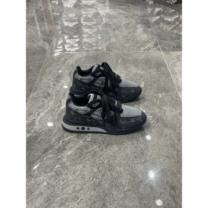 Louıs Vuıtton Siyah Run Away Sneaker