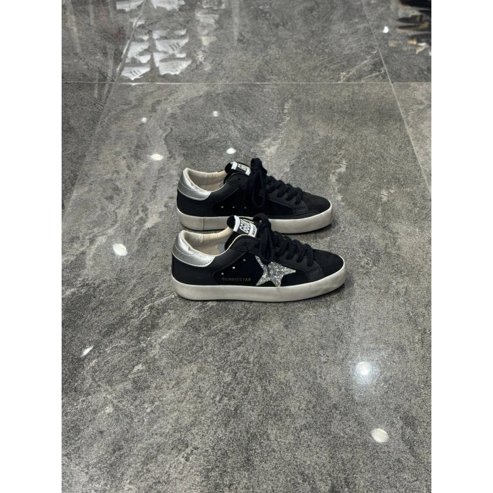 Golden Goose sstar Siyah Gümüş Yıldız Detaylı Spor Ayakkabı