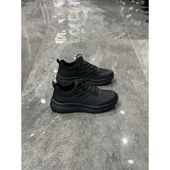 Marco Junbe Siyah Siyah Spor Ayakkabı