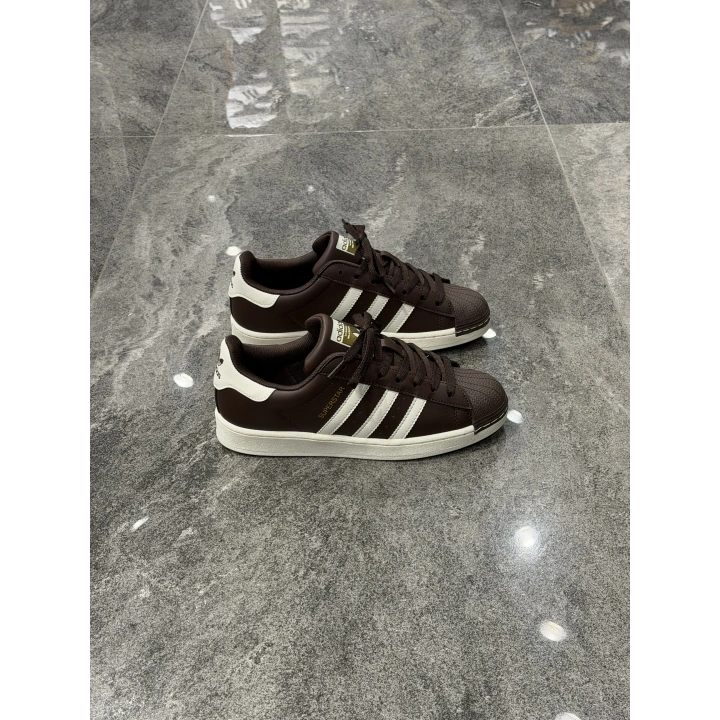 Adidas Süperstar Kahve Beyaz Detaylı Spor Ayakkabı
