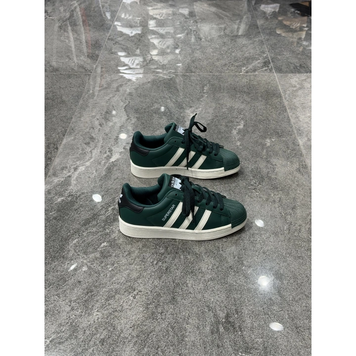 Adidas Süperstar Yeşil Beyaz Detaylı Spor Ayakkabı