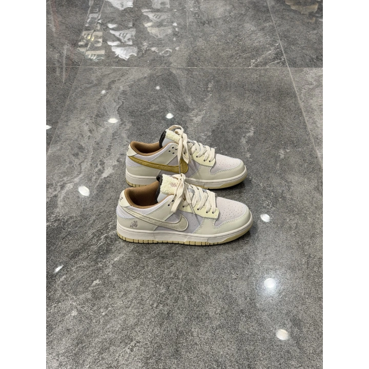 Nıke Dunk Low Krem Gold Swoosh