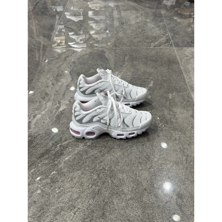 Nıke Air Plus Tn Beyaz Pembe Detaylı Spor Ayakkabı