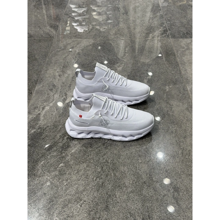 Loewe X On Running Beyaz Bez Detaylı Spor Ayakkabı