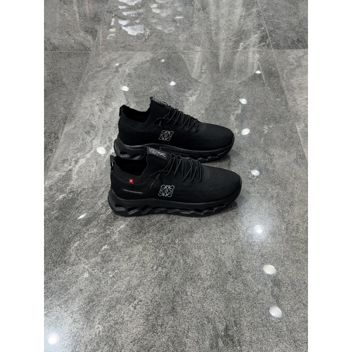 Loewe X On Running Siyah Siyah Bez Detaylı Spor Ayakkabı