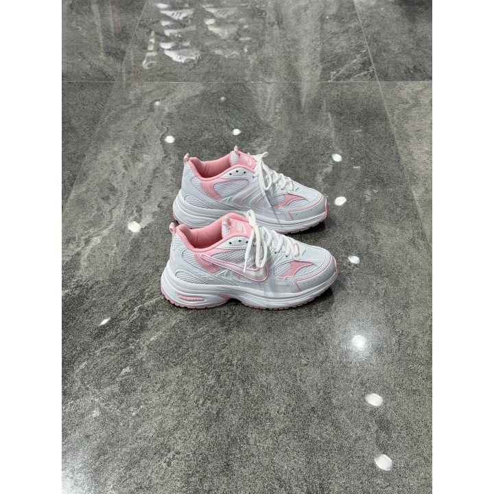 Nıke Lnitiator Beyaz Pembe Detaylı Spor Ayakkabı