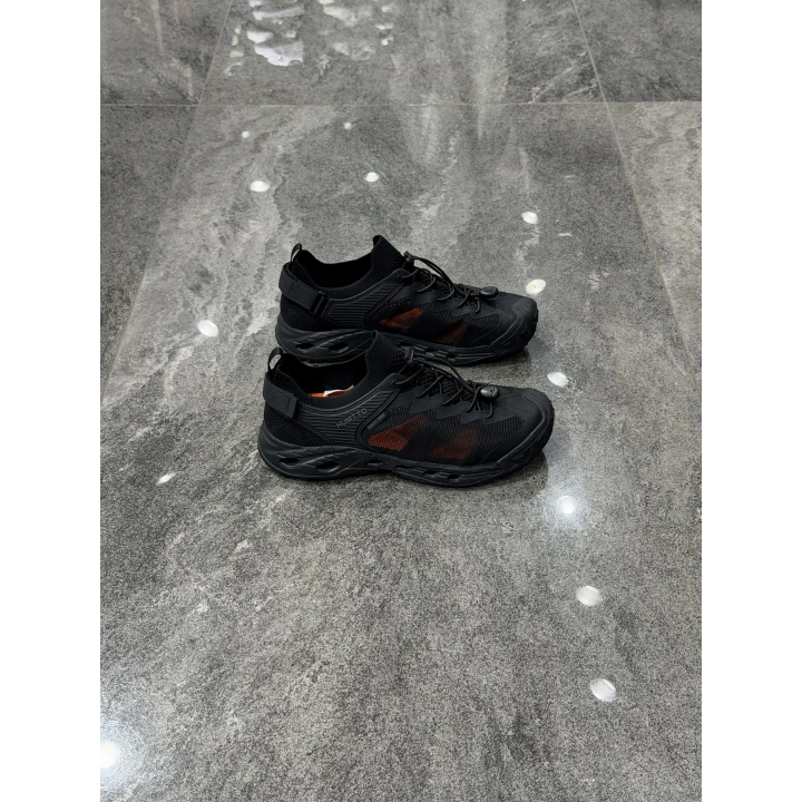 Humtto Siyah Su Tahliyeli Spor Ayakkabı